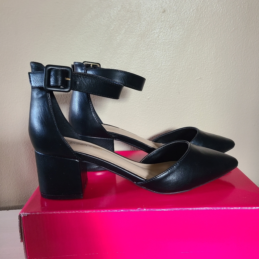 Low Chunky Heel Pumps Black